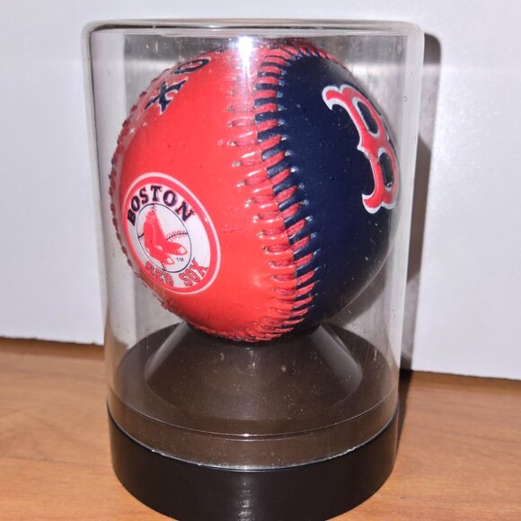 BOSTON RED SOX World Series Collector Baseball Clock - Picture 2 of 3